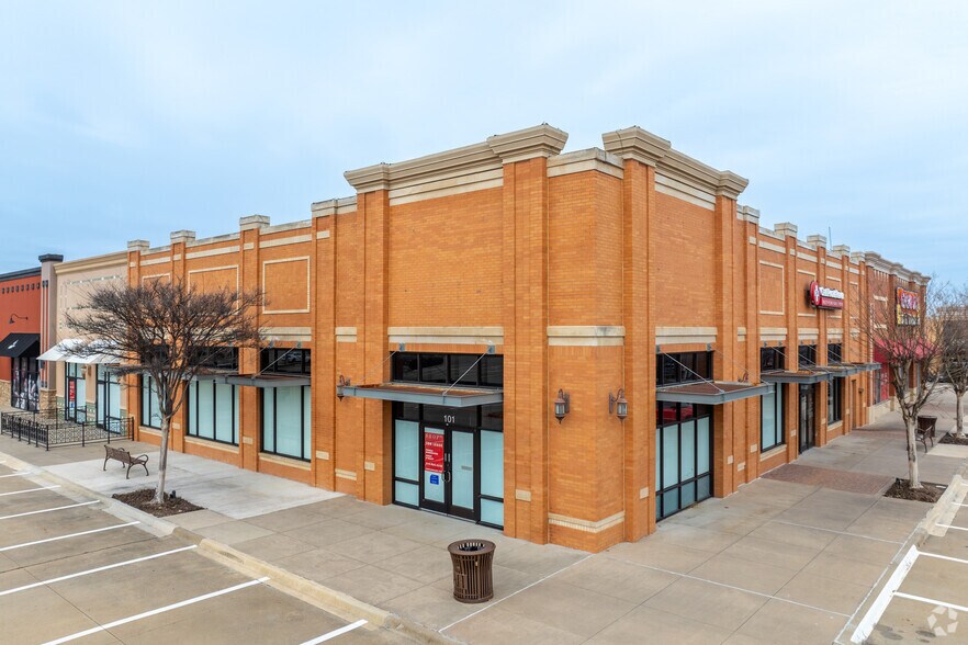 Primary Photo Of 4000 Five Points Blvd, Arlington General Retail For Lease