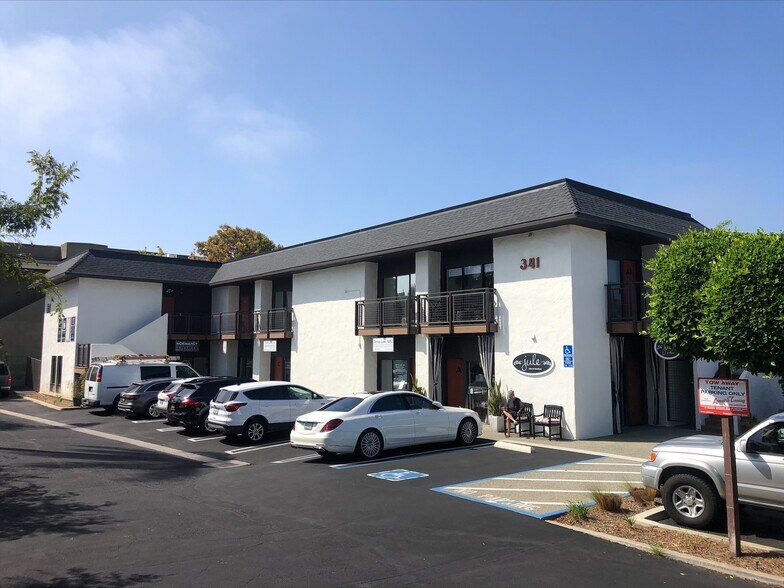 More Photos Of 337 S Cedros Ave, Solana Beach Unknown For Lease