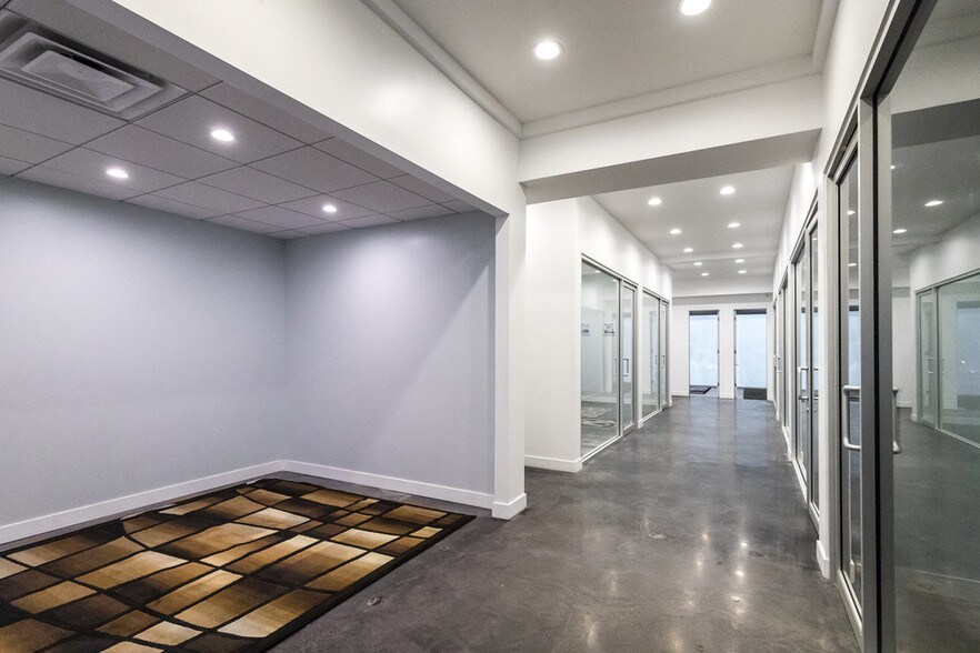 More Photos Of 6829 Lankershim Blvd, North Hollywood Medical For Lease
