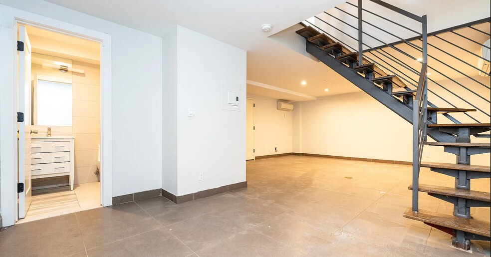 More Photos Of 1929 Putnam Ave, Ridgewood Apartments For Sale