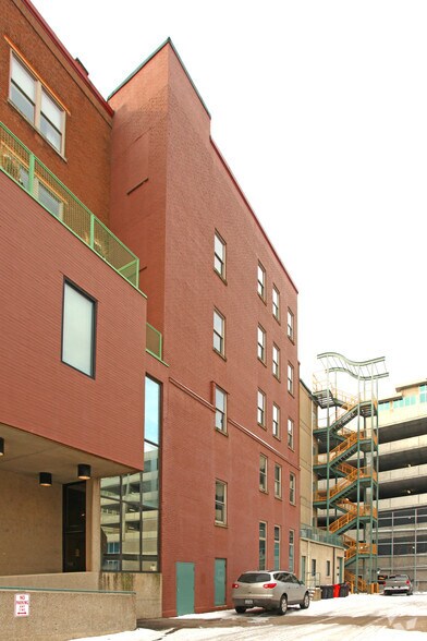 More Photos Of 214 S 8th St, Louisville Loft Creative Space For Lease