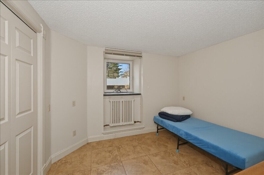 More Photos Of 1727 E Superior St, Duluth Multifamily For Sale