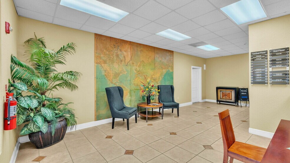 More Photos Of 415 E Main St, Bartow Office For Lease