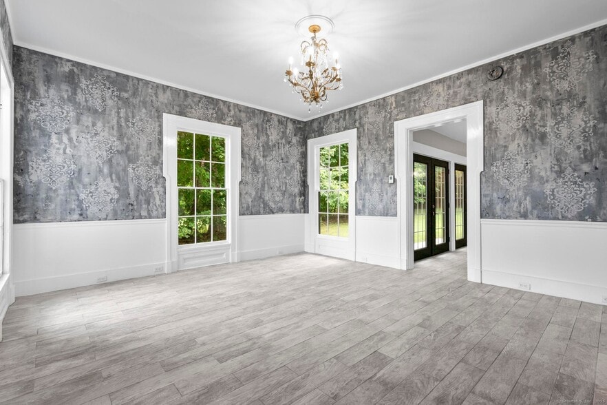 More Photos Of 286 Marlborough St, Portland Storefront Retail Residential For Sale