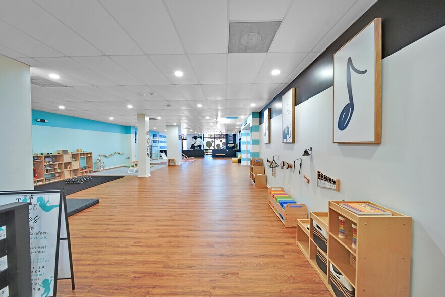 More Photos Of 1321 Rockville Pike, Rockville Freestanding For Lease