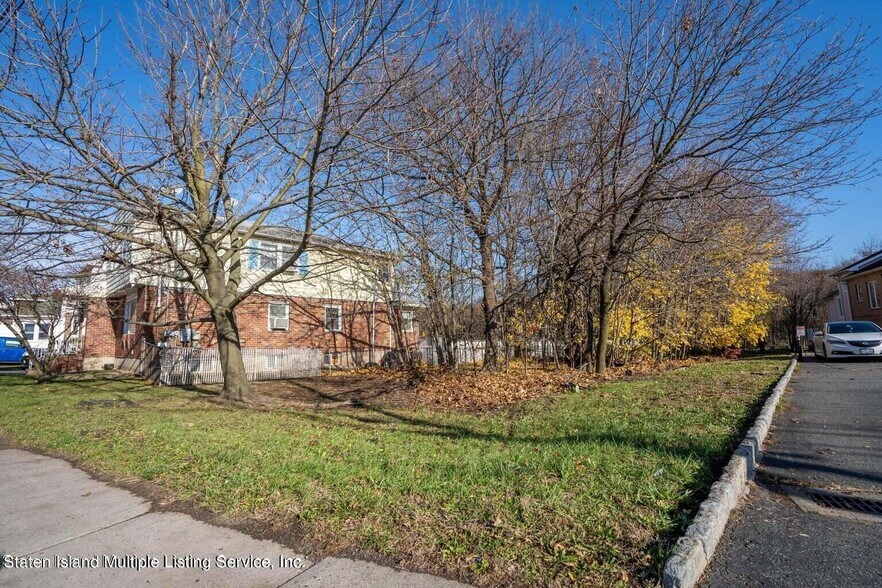 More Photos Of 1875 Richmond Ave, Staten Island Land For Sale