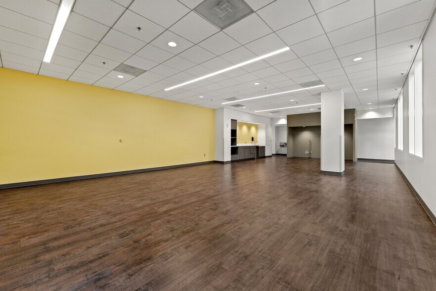 More Photos Of 3579-3585 Atlanta Ave, Atlanta Office For Sale