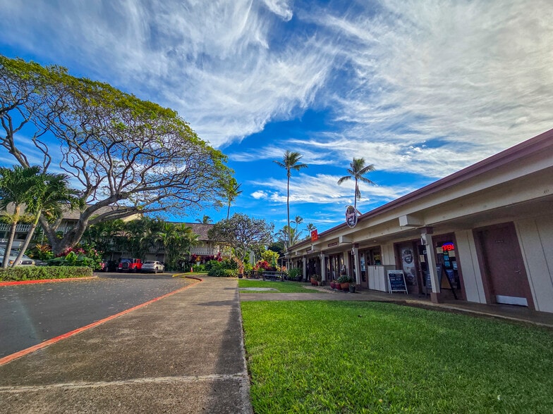 More Photos Of 440 Aleka Pl, Kapaa Restaurant For Sale