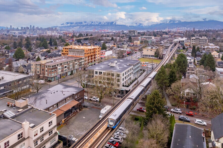 More Photos Of 1717 E 13th Av, Vancouver Apartments For Lease