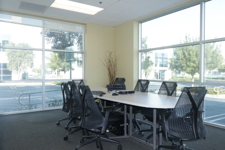 More Photos Of 2816 Columbia St, Torrance Light Distribution For Lease