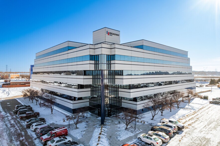 More Photos Of 1300 NE Godward St, Minneapolis Office For Lease