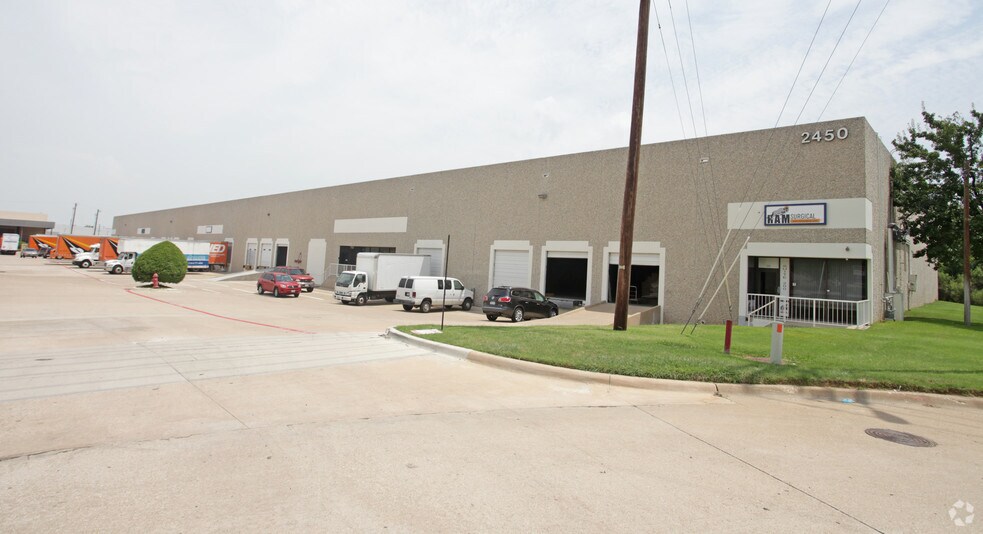 More Photos Of 2450 114th St, Grand Prairie Distribution For Lease