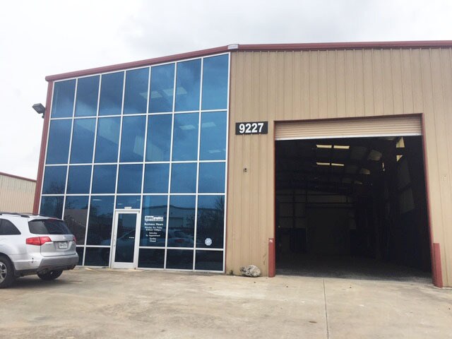 More Photos Of 9227 Alberene Dr, Houston Unknown For Lease