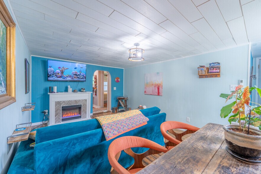 More Photos Of 1101 S Rogers St, Bloomington Multifamily For Sale