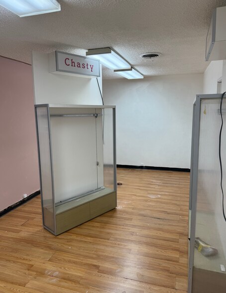 More Photos Of 1725 Beverly Blvd, Los Angeles Medical For Lease