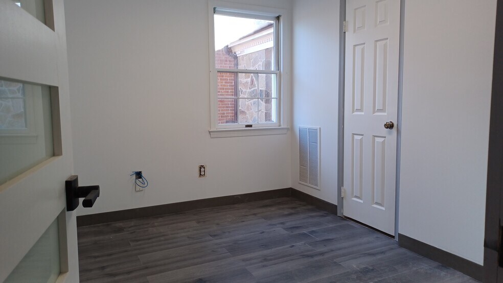 More Photos Of 731 Walker Rd, Great Falls Medical For Sale