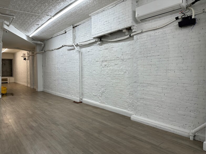 Primary Photo Of 93 Allen St, New York Apartments For Lease