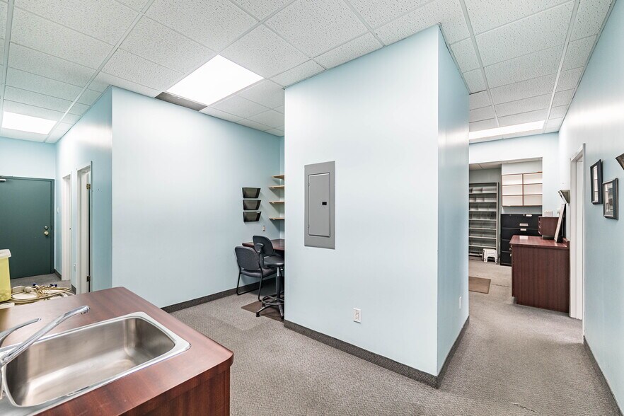 More Photos Of 1625 Albion Rd, Toronto Medical For Sale