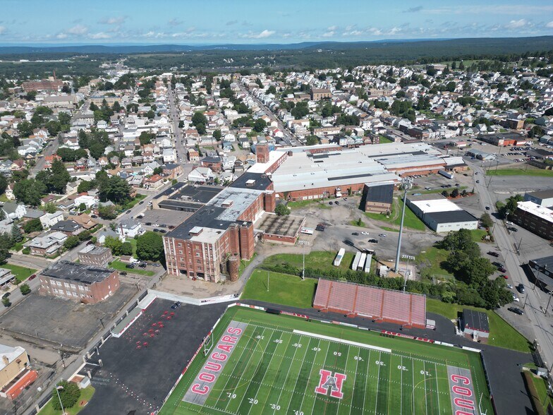 More Photos Of 100 E Diamond Ave, Hazleton Warehouse For Sale
