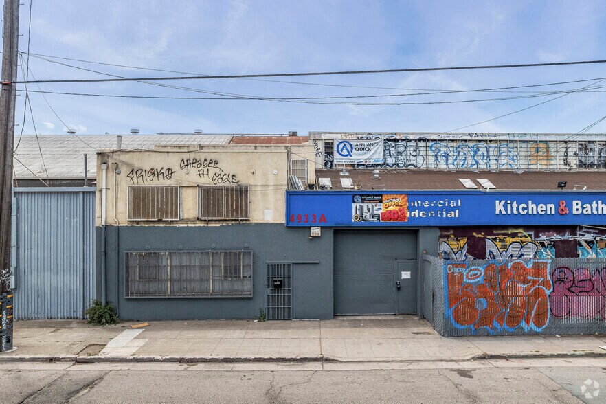 More Photos Of 4933 San Leandro St, Oakland Warehouse For Lease