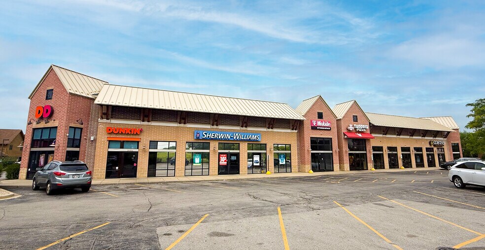 Primary Photo Of 2450-2480 N Grandview Blvd, Waukesha Unknown For Lease