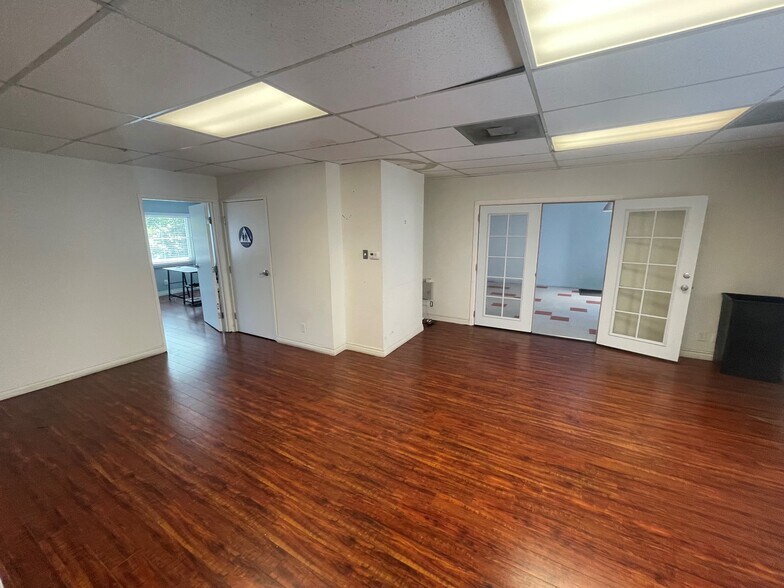 More Photos Of 1176 W Sunset Blvd, Los Angeles Loft Creative Space For Sale