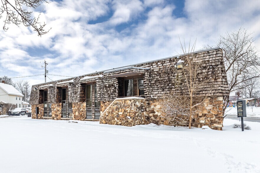 More Photos Of 505 Vistula St, Elkhart Medical For Sale