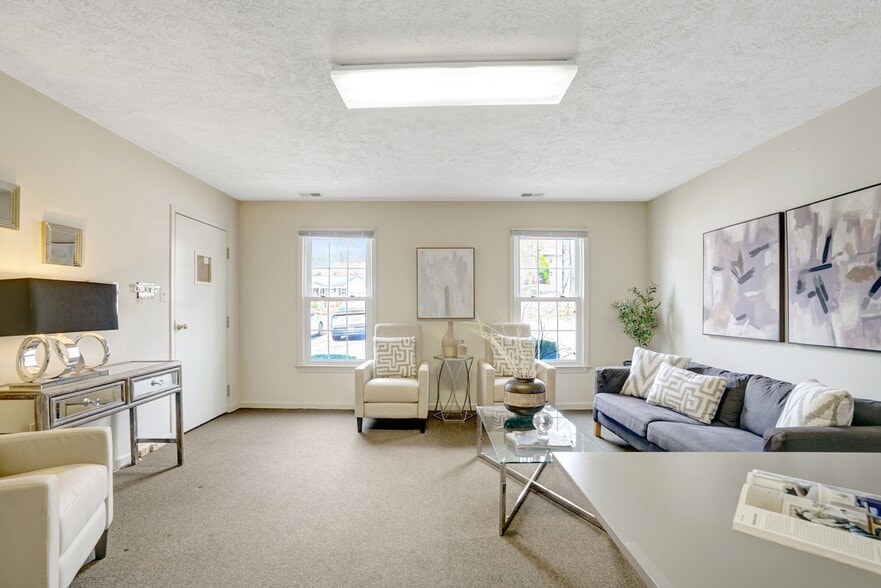 More Photos Of 7297 US-29, Falls Church Office For Sale