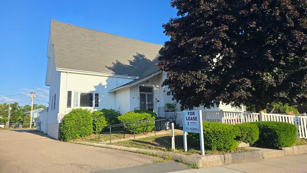 Primary Photo Of 875 Washington St, Braintree Freestanding For Lease