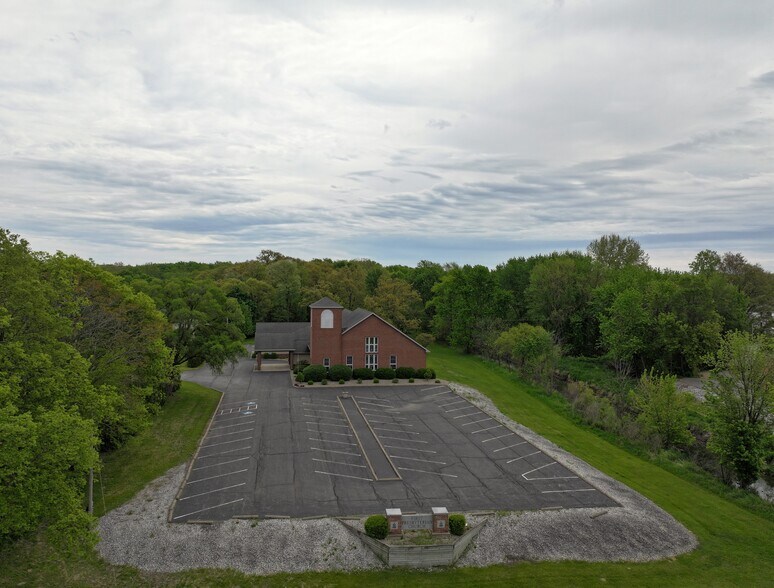 More Photos Of 77 E 50 N, Winamac Religious Facility For Sale