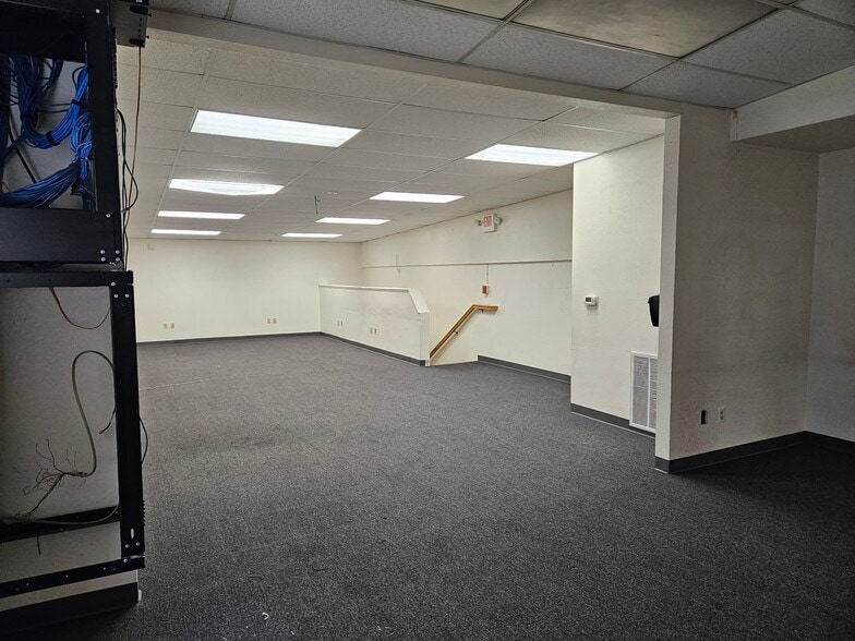 More Photos Of 142 N 9th St, Modesto Office For Lease
