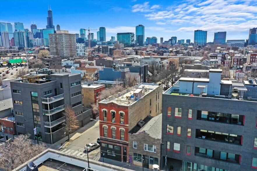 More Photos Of 1303 W Chicago Ave, Chicago Storefront Retail Residential For Sale