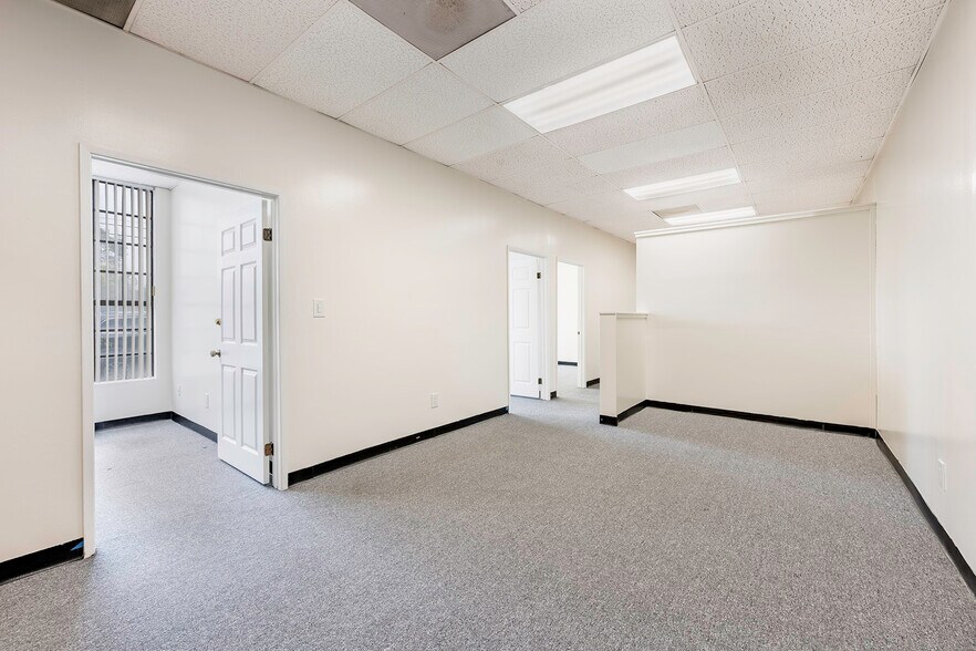 More Photos Of 800 E Wardlow Rd, Long Beach Loft Creative Space For Lease