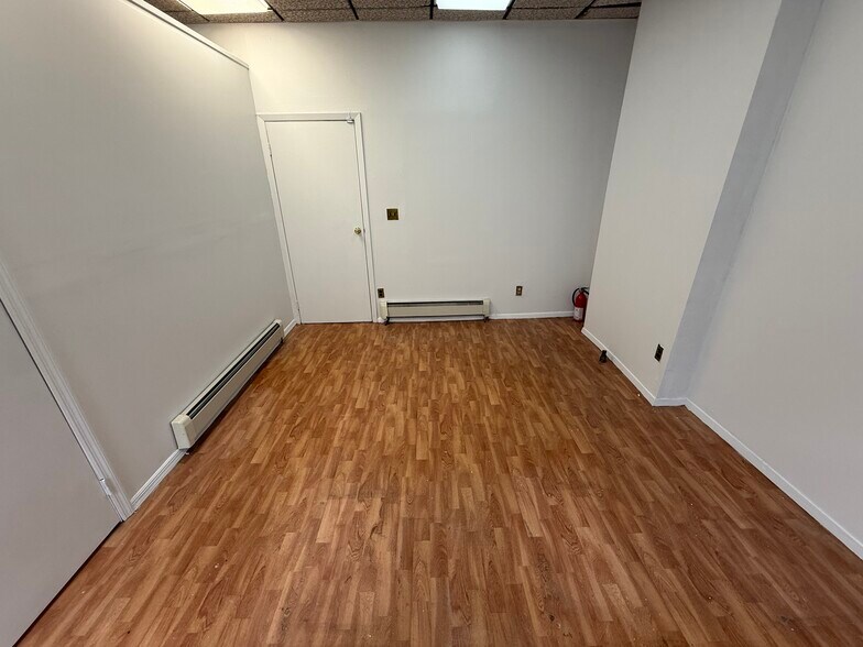 More Photos Of 64-03 Roosevelt Ave, Woodside Storefront Retail Office For Lease