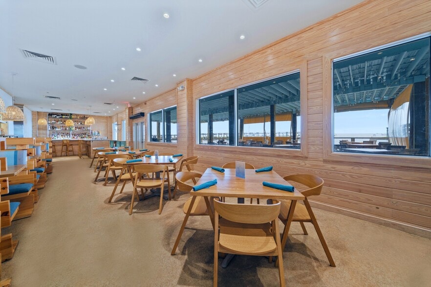 More Photos Of 4236 Laguna Shores Rd, Corpus Christi General Retail For Sale