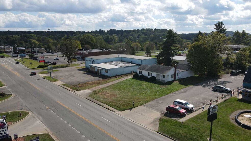 More Photos Of 1222 US HWY 50, Chillicothe Flex For Sale