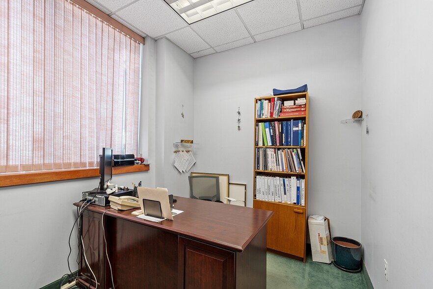 More Photos Of 333 Shrewsbury St, Worcester Warehouse For Sale