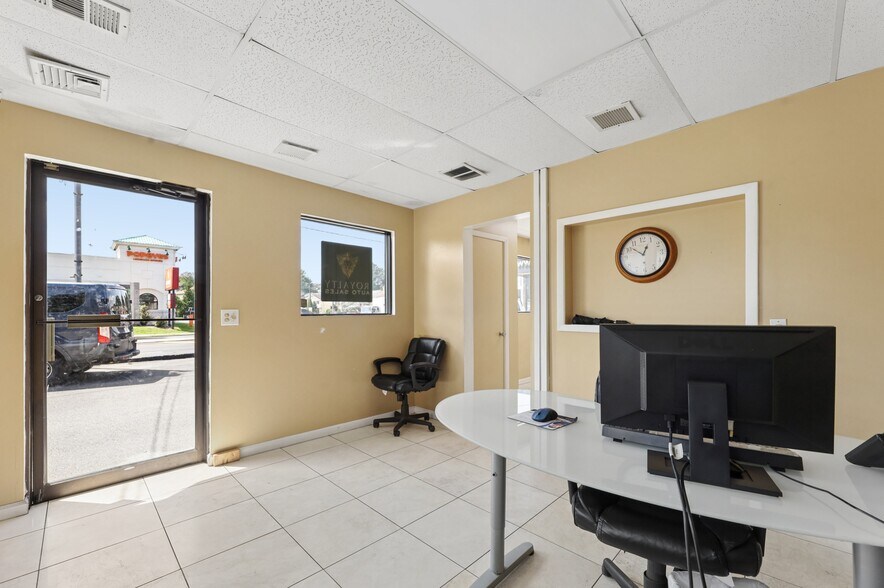 More Photos Of 120-140 US Highway 46, Little Ferry Auto Dealership For Sale