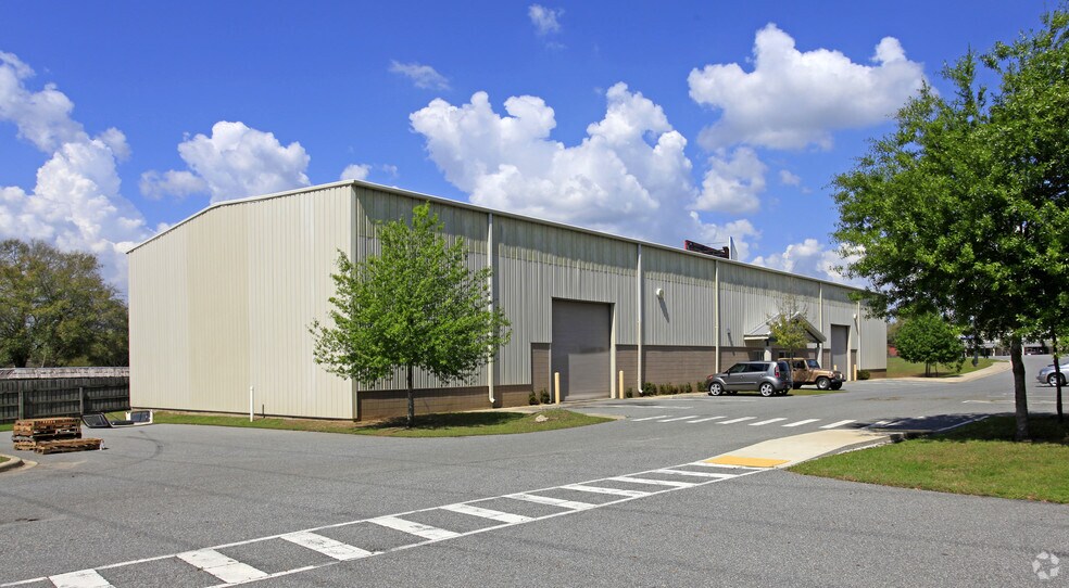 More Photos Of 4329 W Pensacola St, Tallahassee Warehouse For Lease