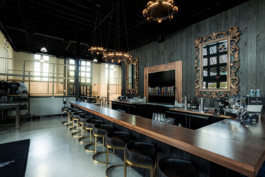 More Photos Of 2600 Lee Rd, Winter Park Office For Sale