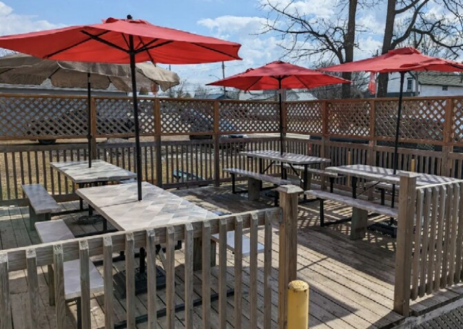 More Photos Of 58 King St E, Forest Restaurant For Sale
