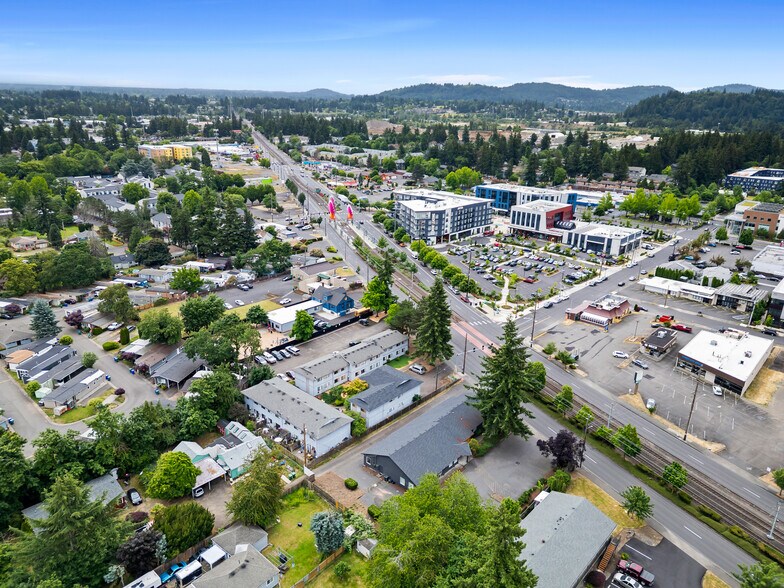 More Photos Of 18445 E Burnside St, Portland Office Residential For Sale