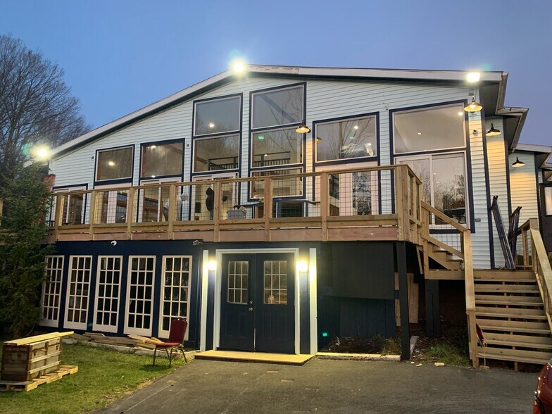 More Photos Of , Tannersville General Retail For Sale