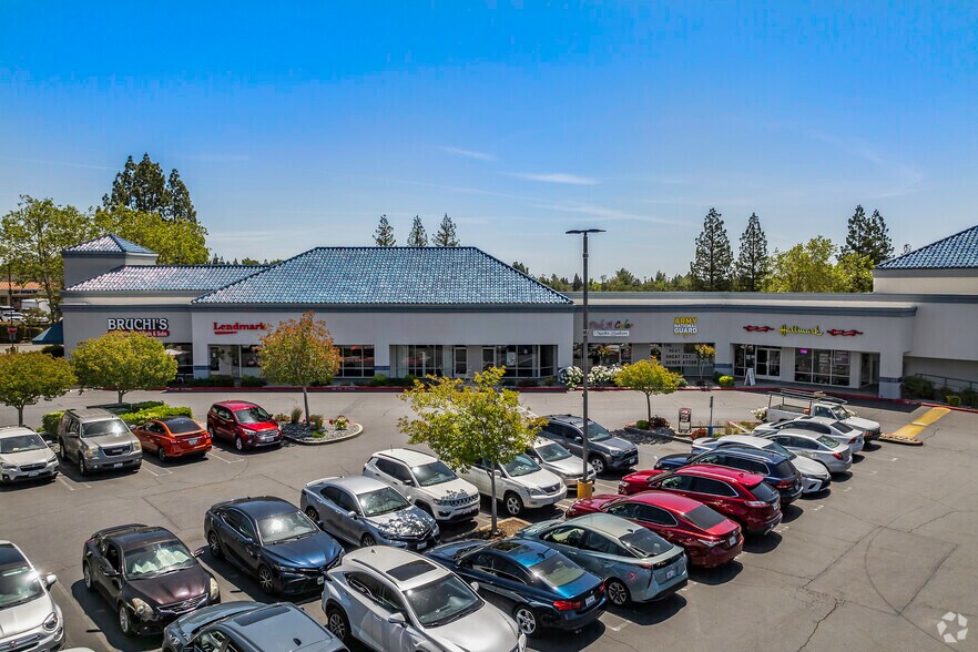More Photos Of 1850 Douglas Blvd, Roseville Unknown For Lease
