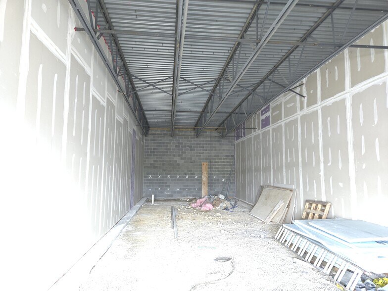 More Photos Of 159 Pittston Rd, Lebanon General Retail For Lease