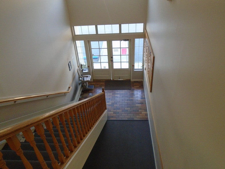 More Photos Of 1090 Adams St, Benicia Loft Creative Space For Lease