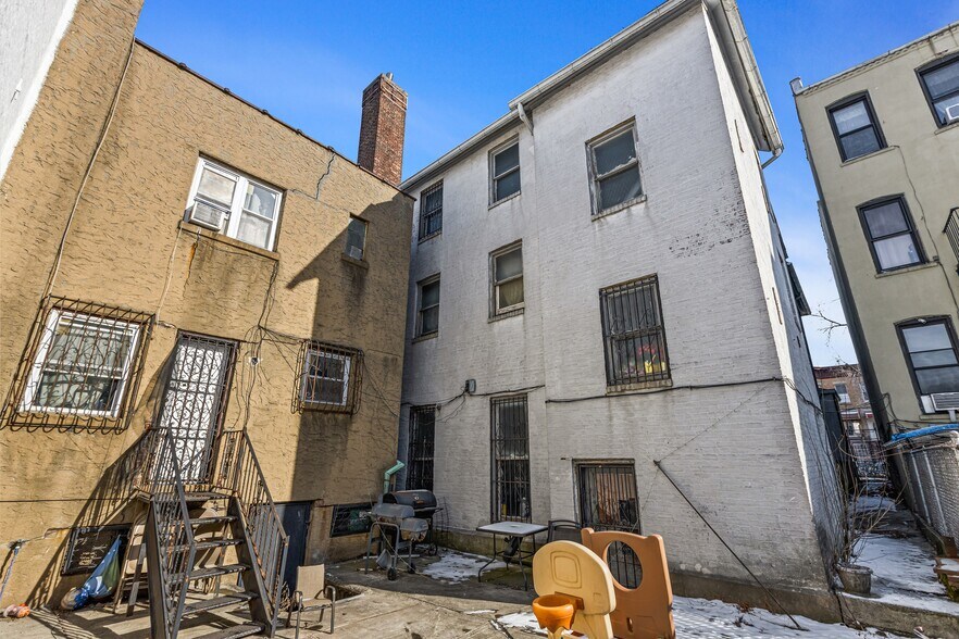 More Photos Of 4802 6th Ave, Brooklyn Religious Facility For Sale