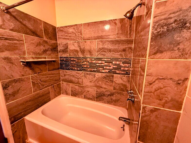 More Photos Of 6 Church St, Nassau Apartments For Sale