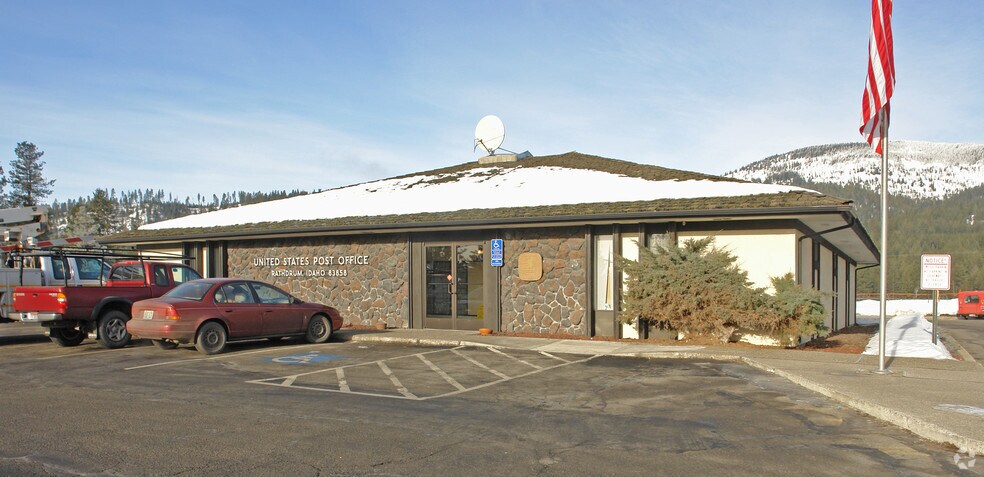 More Photos Of 13867 W Id-53 Hwy, Rathdrum Post Office For Sale