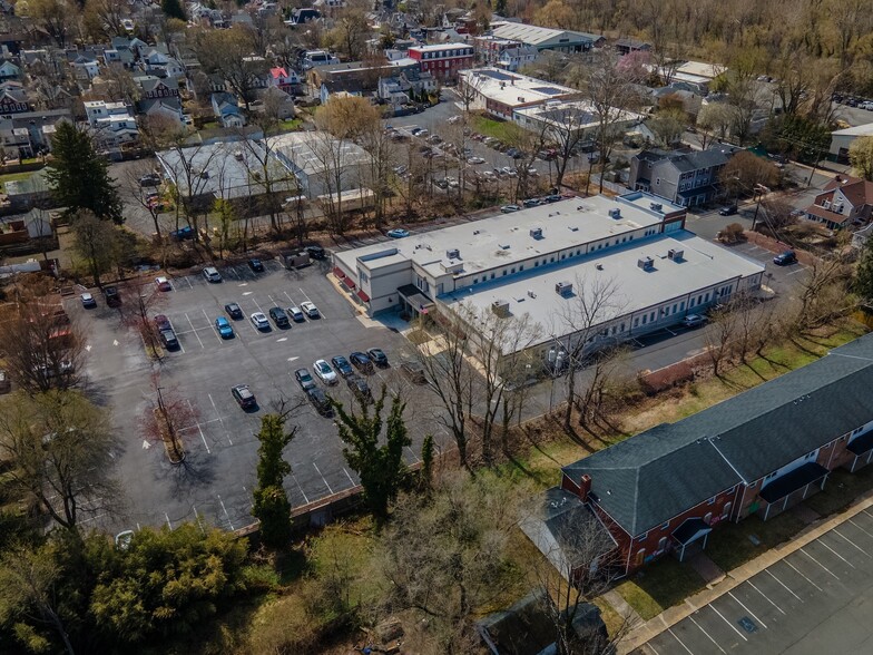 More Photos Of 24 Arnett Ave, Lambertville Office For Lease